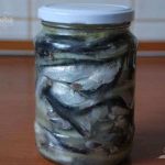 salata hamsii marinate
